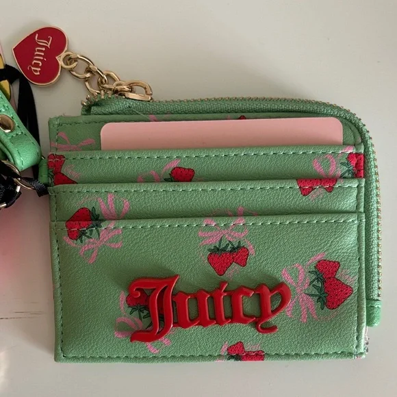 ☀️Juicy Couture Exclusive Strawberry Print Card Holder & Strawberry Coin Pouch - Picture 3 of 9